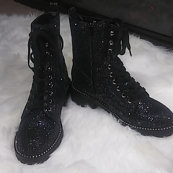 Shoes | Nwot Glitter Combat Boot 